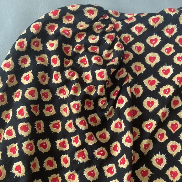 Diane Von Furstenberg Amore Red Hearts Turtleneck Top♥️🖤♥️ - Picture 5 of 10